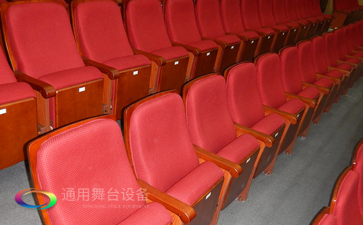 通用舞臺承接廣州市廣鐵一中報告廳舞臺幕布、燈光、音響項目