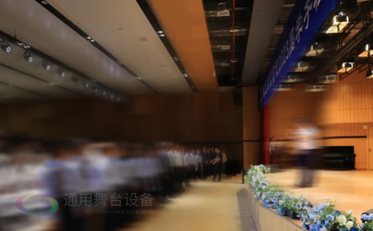 助力漢開書院文化活動高效呈現(xiàn)，彰顯企業(yè)教育場景服務(wù)實力！南京漢開書院舞臺吊桿、大幕對開項目