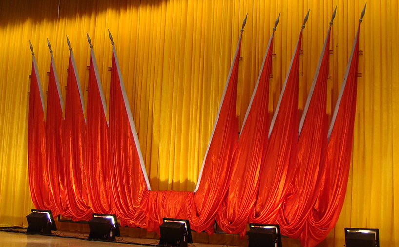 提升舞臺機械產(chǎn)品品質(zhì)，保障舞臺使用安全！通用舞臺、舞臺吊桿新年開工